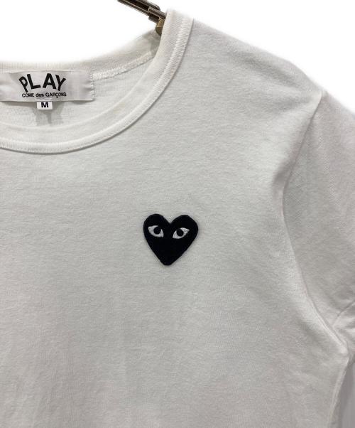 PLAY COMME des GARCONS（プレイコムデギャルソン）PLAY COMME des GARCONS (プレイコムデギャルソン) ブラックハート Tシャツ ホワイト サイズ:Mの古着・服飾アイテム