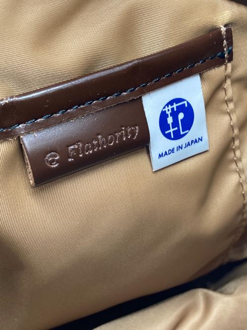 flathority（フラソリティ）flathority (フラソリティ) レザーショルダーバッグ ブラウンの古着・服飾アイテム