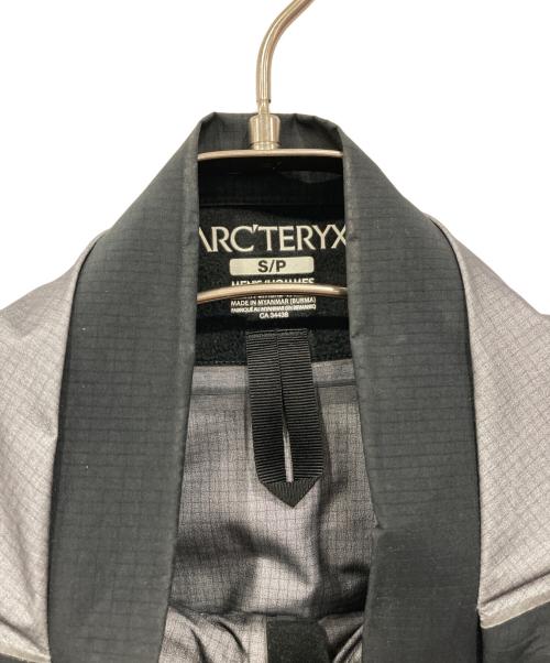 ARC'TERYX（アークテリクス）ARC'TERYX (アークテリクス) ベータARジャケット ブラック サイズ:Sの古着・服飾アイテム
