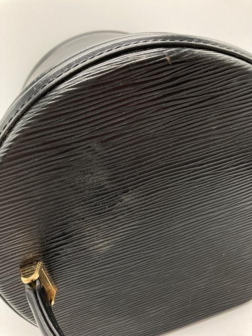 LOUIS VUITTON（ルイ ヴィトン）LOUIS VUITTON (ルイ ヴィトン) カンヌ バニティバッグ ブラックの古着・服飾アイテム