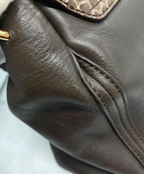 MCM（エムシーエム）MCM (エムシーエム) 2WAYクロコ型押しレザーバッグ ブラウンの古着・服飾アイテム