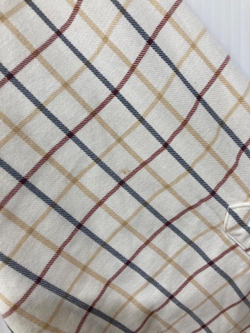 VAN HEUSEN（ヴァンヒューセン/バンヒューゼン）VAN HEUSEN (ヴァンヒューセン/バンヒューゼン) ボタンダウンシャツ ホワイト サイズ:SIZE 15 32/33の古着・服飾アイテム