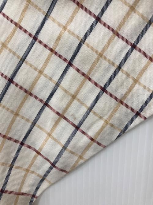 VAN HEUSEN（ヴァンヒューセン/バンヒューゼン）VAN HEUSEN (ヴァンヒューセン/バンヒューゼン) ボタンダウンシャツ ホワイト サイズ:SIZE 15 32/33の古着・服飾アイテム