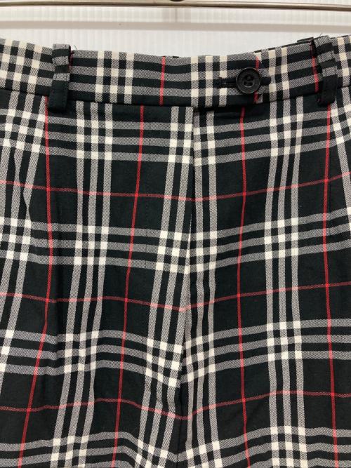 Burberry's（バーバリー）Burberry's (バーバリー) チェックハーフパンツ ブラック サイズ:40の古着・服飾アイテム