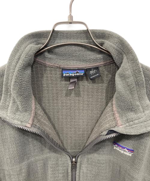 Patagonia（パタゴニア）Patagonia (パタゴニア) レギュレーターR3 ラディアントジャケット グレー サイズ:XLの古着・服飾アイテム