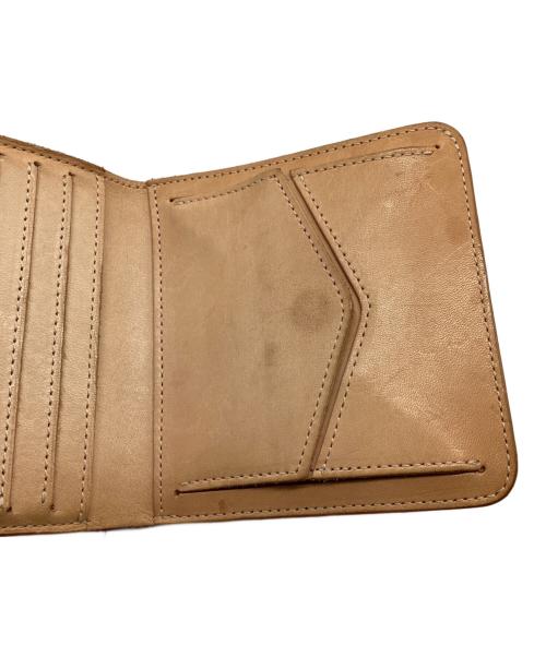 HENDER SCHEME（エンダースキーマ）HENDER SCHEME (エンダースキーマ) 2つ折り財布 ベージュの古着・服飾アイテム