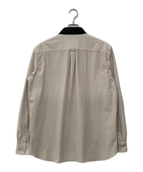 FRED PERRY（フレッドペリー）FRED PERRY (フレッドペリー) プルオーバーシャツ アイボリー サイズ:Mの古着・服飾アイテム