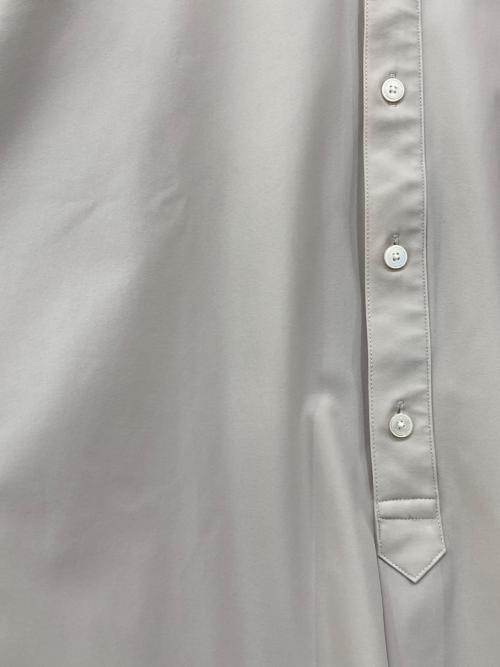 FRED PERRY（フレッドペリー）FRED PERRY (フレッドペリー) プルオーバーシャツ アイボリー サイズ:Mの古着・服飾アイテム