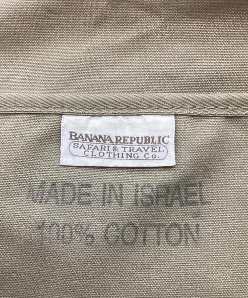 BANANA REPUBLIC（バナナリパブリック）BANANA REPUBLIC (バナナリパブリック) パラトルーパーショルダーバッグ ベージュの古着・服飾アイテム