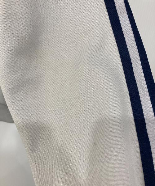 adidas（アディダス）adidas (アディダス) トラックジャケット グレー×ネイビー サイズ:Mの古着・服飾アイテム