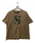 stussy（ステューシー）の古着「カモ Sロゴ Tシャツ」｜ベージュ