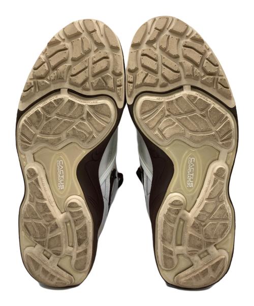 NIKE（ナイキ）NIKE (ナイキ) TRAVIS SCOTT (トラヴィススコット) ローカットスニーカー ブラウン×アイボリー サイズ:27.5の古着・服飾アイテム