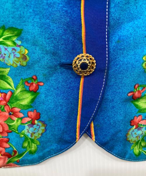 GIANNI VERSACE（ジャンニ・ヴェルサーチ）GIANNI VERSACE (ジャンニ・ヴェルサーチ) フラワープリントベスト マルチカラー サイズ:表記無し(実寸を参照ください)の古着・服飾アイテム