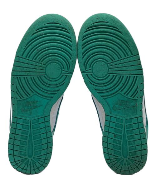 NIKE（ナイキ）NIKE (ナイキ) ローカットスニーカー グリーン×ホワイト サイズ:28.5の古着・服飾アイテム