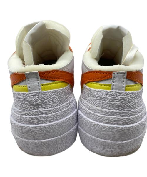 NIKE（ナイキ）NIKE (ナイキ) sacai (サカイ) ローカットスニーカー ホワイト×オレンジ サイズ:27.5㎝の古着・服飾アイテム