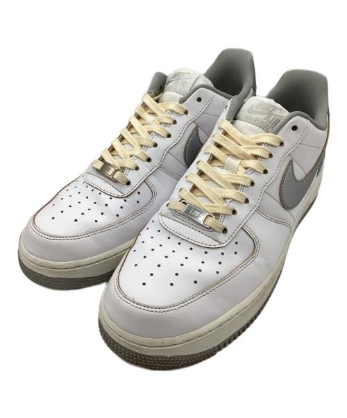 NIKE（ナイキ）NIKE (ナイキ) ローカットスニーカー ホワイト サイズ:27.5㎝の古着・服飾アイテム