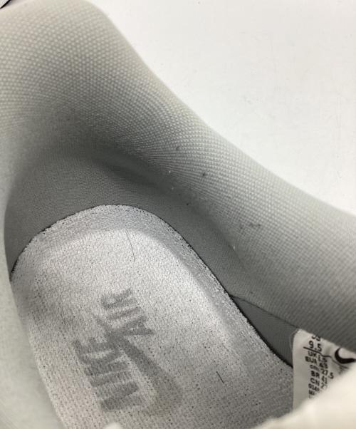 NIKE（ナイキ）NIKE (ナイキ) ローカットスニーカー ホワイト サイズ:27.5㎝の古着・服飾アイテム