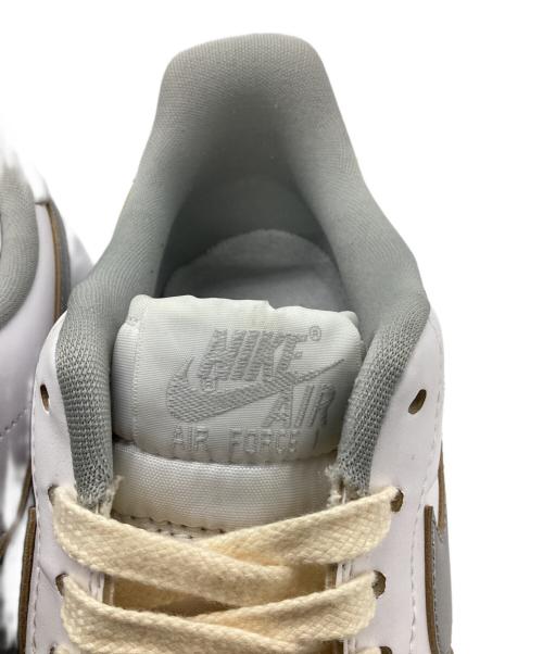 NIKE（ナイキ）NIKE (ナイキ) ローカットスニーカー ホワイト サイズ:27.5㎝の古着・服飾アイテム
