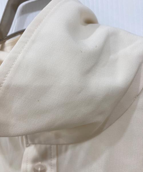 crewre（クルー）crewre (クルー) ビッグポケットハイネックブラウス アイボリー サイズ:3の古着・服飾アイテム