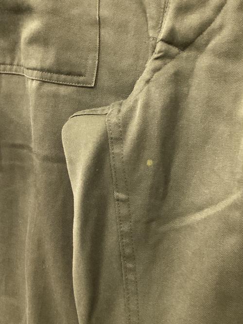 HEERESEIGENTUM（オーストリア軍）HEERESEIGENTUM (オーストリア軍) コンバットパンツ カーキ サイズ:104 u 108/Ⅲ/Ⅳの古着・服飾アイテム