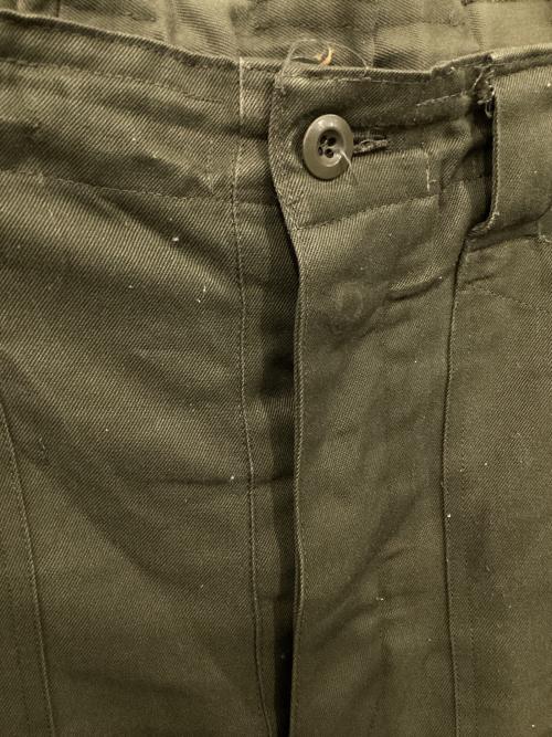 HEERESEIGENTUM（オーストリア軍）HEERESEIGENTUM (オーストリア軍) コンバットパンツ カーキ サイズ:104 u 108/Ⅲ/Ⅳの古着・服飾アイテム