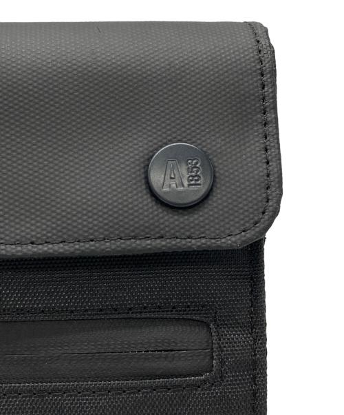 AIGLE（エーグル）AIGLE (エーグル) クロスボディショルダーポーチ ブラックの古着・服飾アイテム