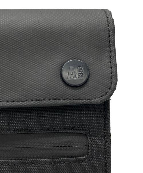 AIGLE（エーグル）AIGLE (エーグル) クロスボディショルダーポーチ ブラックの古着・服飾アイテム