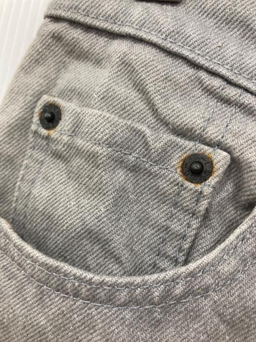 LEVI'S（リーバイス）LEVI'S (リーバイス) デニムパンツ グレー サイズ:SIZE 71cm (W28)の古着・服飾アイテム