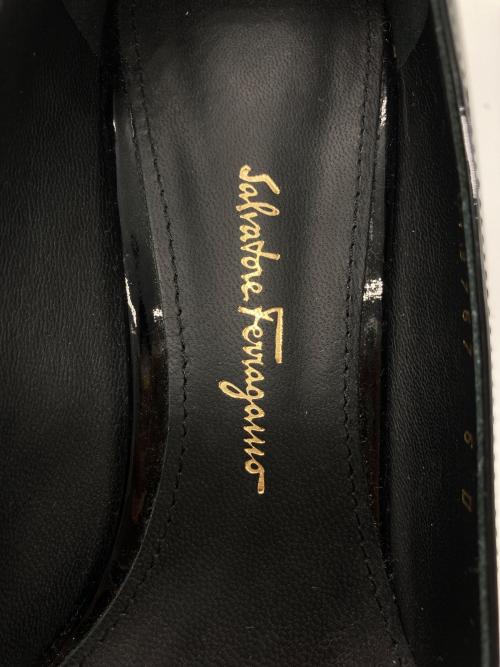 Salvatore Ferragamo（サルヴァトーレ フェラガモ）Salvatore Ferragamo (サルヴァトーレ フェラガモ) ガンチーニパンプス ブラック サイズ:6Dの古着・服飾アイテム