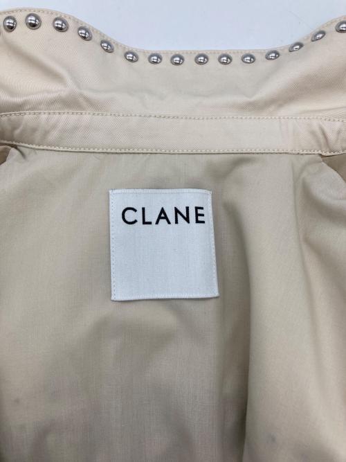CLANE（クラネ）CLANE (クラネ) ダブルカラースタッズドリズラージャケット ベージュ サイズ:1の古着・服飾アイテム