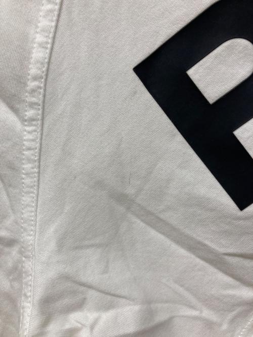 BURBERRY（バーバリー）BURBERRY (バーバリー) ロゴプリントTシャツ ホワイト サイズ:Sの古着・服飾アイテム