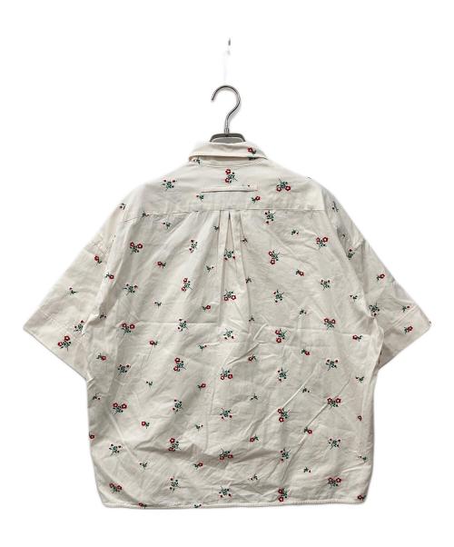 ticca（ティッカ）TICCA (ティッカ) フラワー柄シャツ アイボリー サイズ:Freeの古着・服飾アイテム