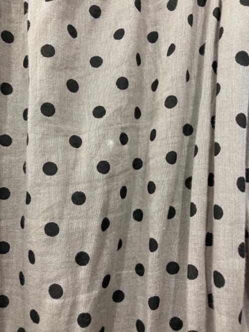ne quittez pas（ヌキテパ）ne quittez pas (ヌキテパ) ドットプリントフレアスカート ベージュ×ブラック サイズ:Mの古着・服飾アイテム