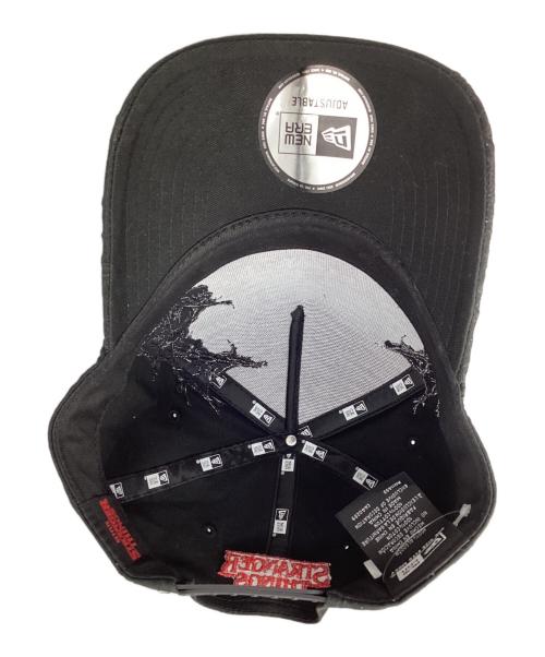 New Era（ニューエラ）New Era (ニューエラ) 9FORTY A-Frame NETFLIX ストレンジャー・シングス ブラック サイズ:ONE SIZE FITS MOSTの古着・服飾アイテム