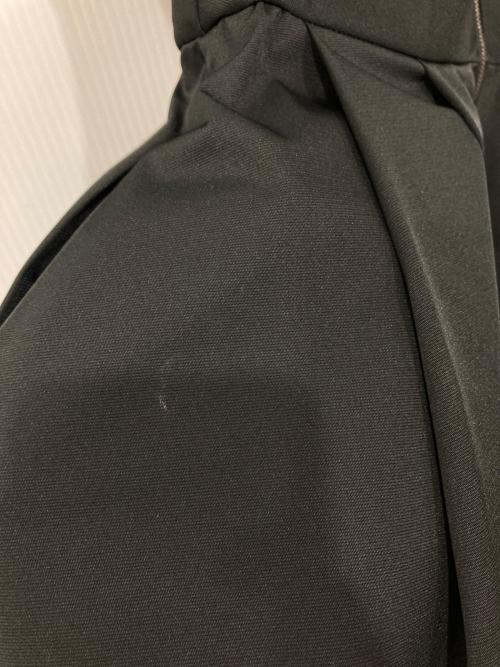 VELOUR NOIR by FOXEY NEWYORK（ベロア ノワール by フォクシー ニューヨーク）VELOUR NOIR by FOXEY NEWYORK (ベロア ノワール by フォクシー ニューヨーク) ベロア切替ワンピース ブラック サイズ:38の古着・服飾アイテム