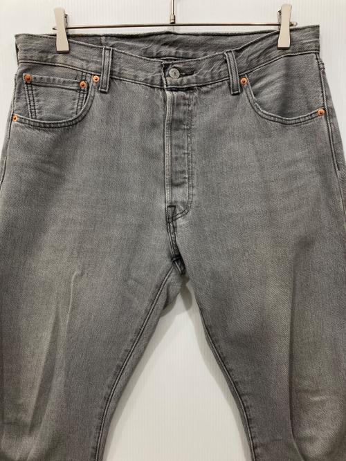 LEVI'S（リーバイス）LEVI'S (リーバイス) デニムパンツ グレー サイズ:SIZE 86cm (W34)の古着・服飾アイテム