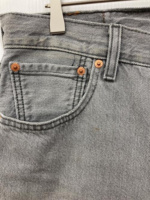 LEVI'S（リーバイス）LEVI'S (リーバイス) デニムパンツ グレー サイズ:SIZE 86cm (W34)の古着・服飾アイテム