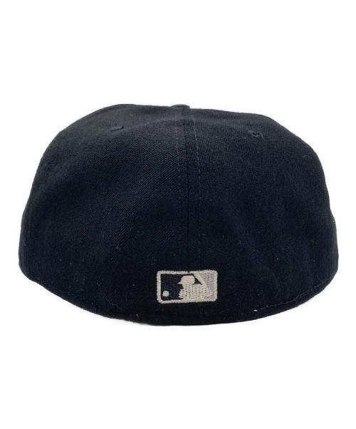 New Era（ニューエラ）New Era (ニューエラ) 59 FIFTY AT 50 (フィフティーナイン フィフティー アット フィフティー) キャップ ブラック サイズ:SIZE 7 3/4の古着・服飾アイテム