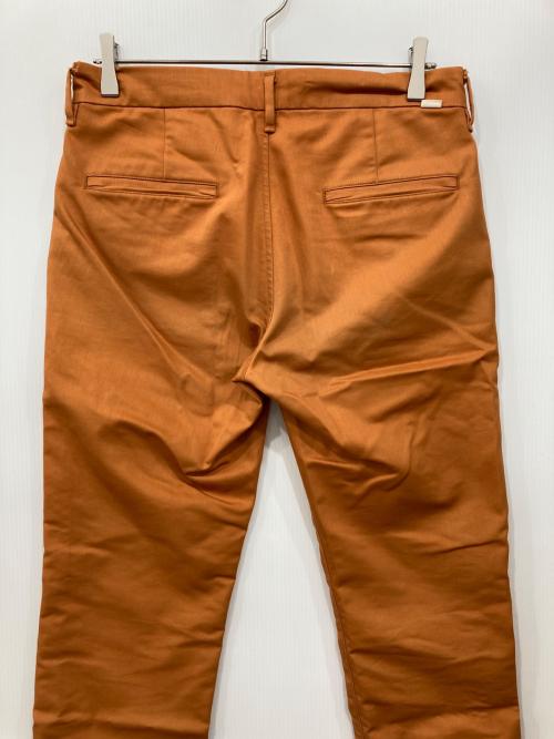 LEVI'S（リーバイス）LEVI'S (リーバイス) テーパードパンツ ベージュ サイズ:SIZE 76cm (W30)の古着・服飾アイテム