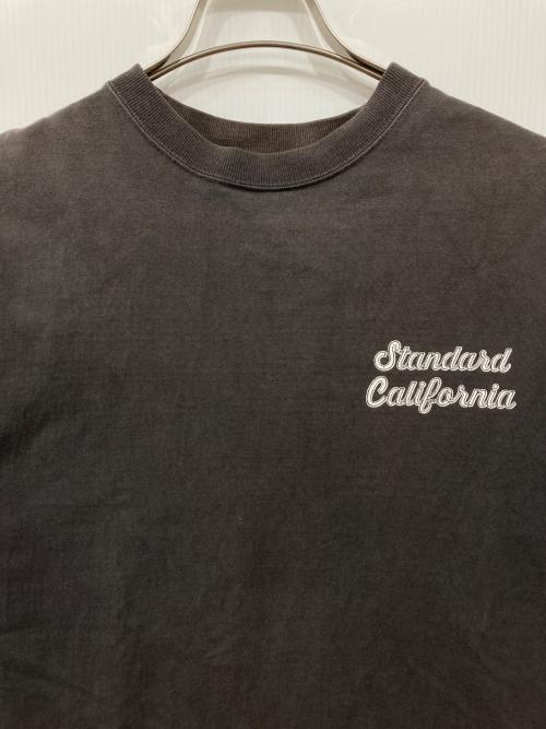STANDARD CALIFORNIA（スタンダードカリフォルニア）STANDARD CALIFORNIA (スタンダードカリフォルニア) ロゴTシャツ グレー サイズ:Lの古着・服飾アイテム