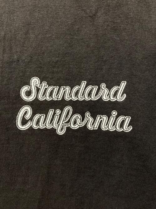 STANDARD CALIFORNIA（スタンダードカリフォルニア）STANDARD CALIFORNIA (スタンダードカリフォルニア) ロゴTシャツ グレー サイズ:Lの古着・服飾アイテム