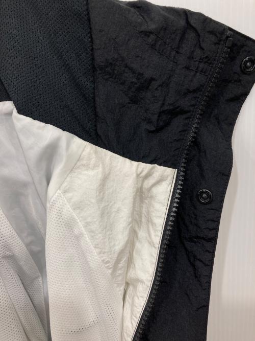 NIKE（ナイキ）NIKE (ナイキ) ダブルスウォッシュウーブンフーデッドジャケット ブラック サイズ:XXLの古着・服飾アイテム