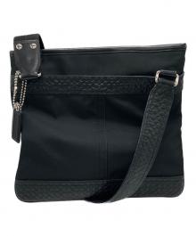COACH（コーチ）の古着「シグネチャーショルダーバッグ」｜ブラック