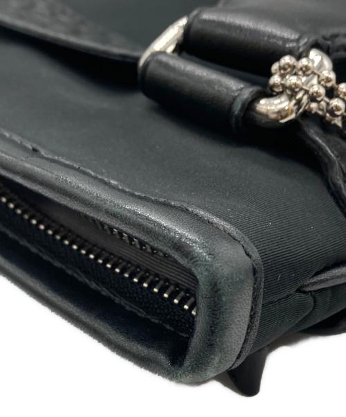 COACH（コーチ）COACH (コーチ) シグネチャーショルダーバッグ ブラックの古着・服飾アイテム