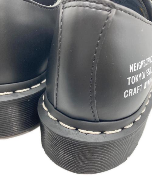 Dr.Martens（ドクターマーチン）Dr.Martens (ドクターマーチン) NEIGHBORHOOD (ネイバーフッド) 4ホールシューズ ブラック サイズ:UK6 未使用品の古着・服飾アイテム