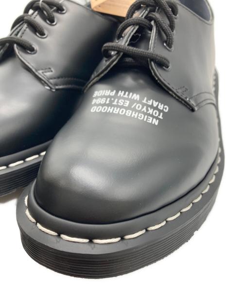 Dr.Martens（ドクターマーチン）Dr.Martens (ドクターマーチン) NEIGHBORHOOD (ネイバーフッド) 4ホールシューズ ブラック サイズ:UK6 未使用品の古着・服飾アイテム