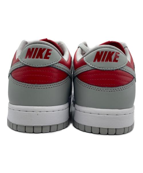 NIKE（ナイキ）NIKE (ナイキ) ローカットスニーカー レッド×グレー サイズ:26.5㎝ 未使用品の古着・服飾アイテム
