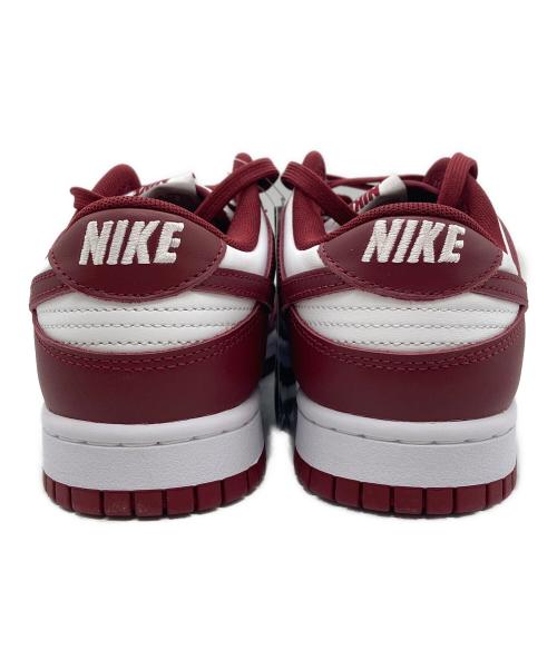 NIKE（ナイキ）NIKE (ナイキ) ローカットスニーカー ホワイト×レッド サイズ:26.5の古着・服飾アイテム