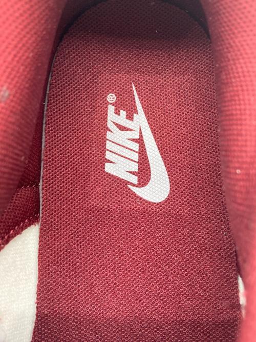 NIKE（ナイキ）NIKE (ナイキ) ローカットスニーカー ホワイト×レッド サイズ:26.5の古着・服飾アイテム