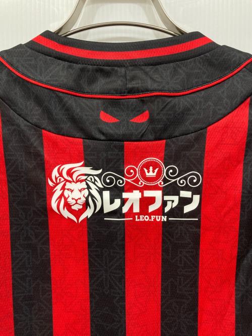 MIZUNO（ミズノ）MIZUNO (ミズノ) ゲームシャツ ブラック×レッド サイズ:M 未使用品の古着・服飾アイテム